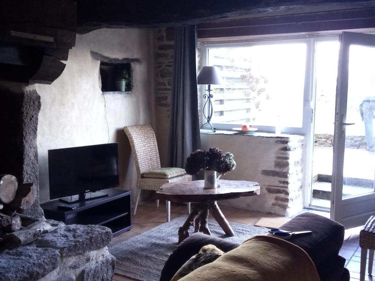Petite Maison Dans Les Monts D'Arree Ty Coz Commana Dış mekan fotoğraf