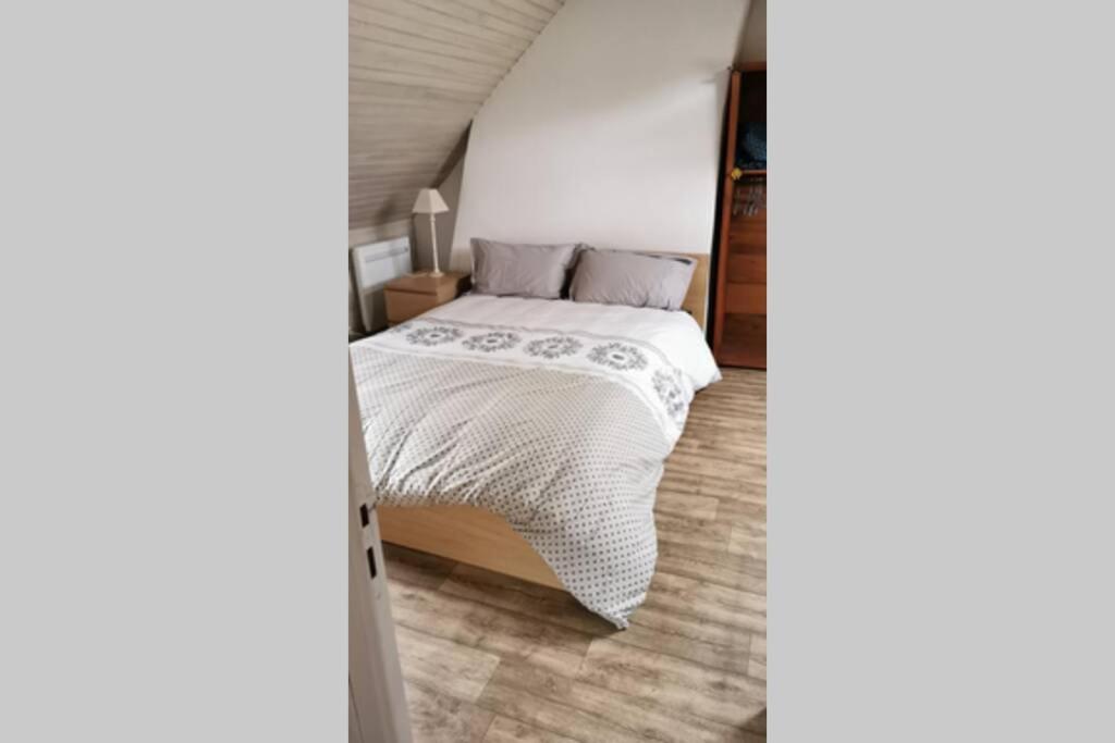 Petite Maison Dans Les Monts D'Arree Ty Coz Commana Dış mekan fotoğraf